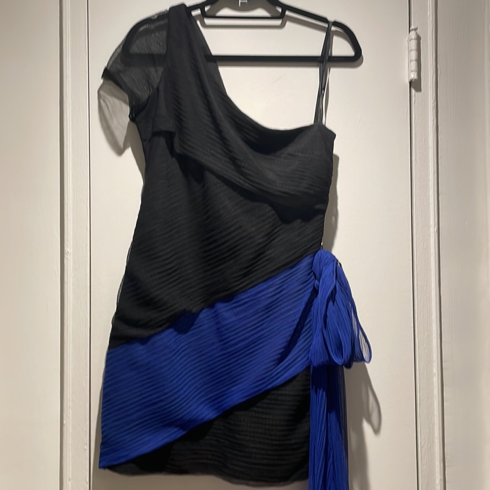 BCBGeneration - Asymmetrical cocktail dress - Picture 5 of 9